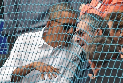 オバマ氏、カストロ議長と野球観戦 歴史的なキューバ訪問終了