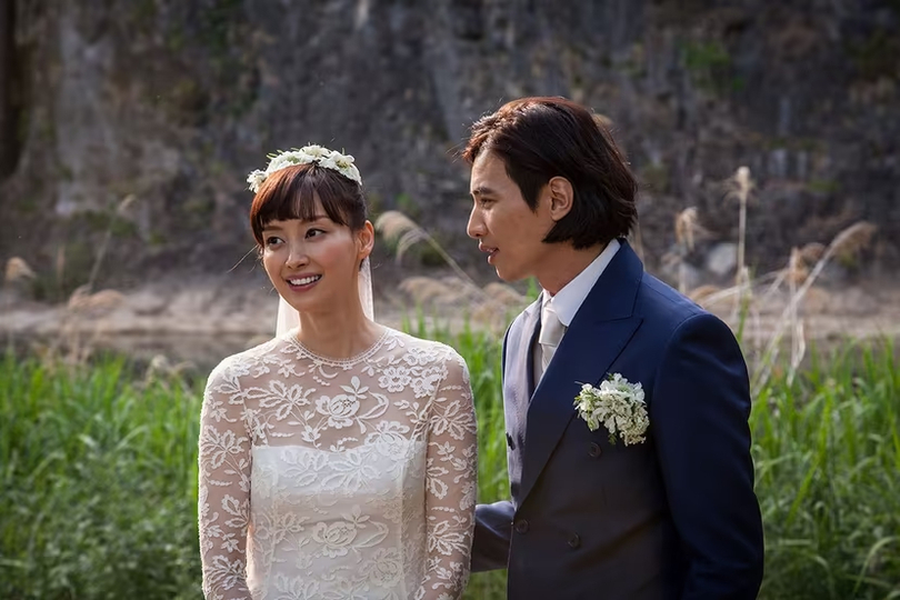 俳優ウォンビンとイ・ナヨン夫妻=所属事務所イデンナイン(c)news1