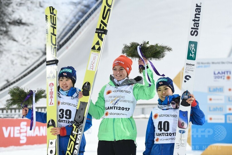 ジャンプ女子で伊藤が銀、高梨が銅 ノルディック世界選手権