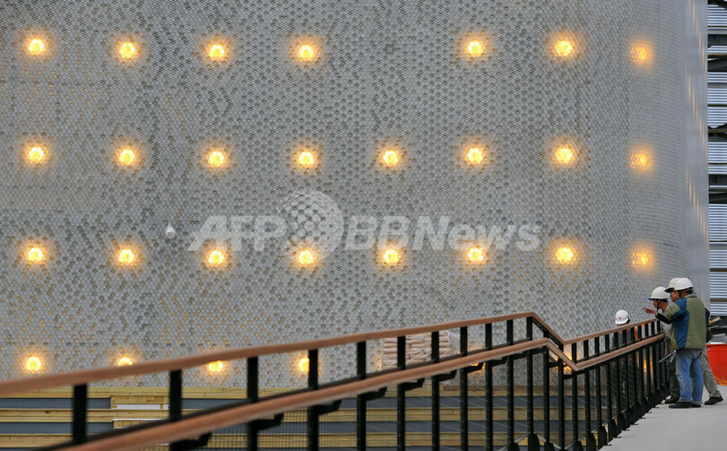 世界初ペットボトル製ホール、エキスポ目指し建築中 台北