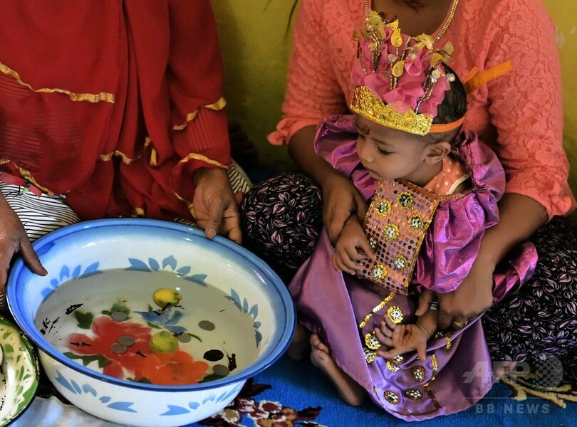 女性器切除の是非、インドネシアで論争過熱