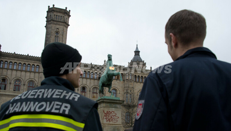 「クッキーモンスター」が盗んだ金色のクッキーを返却、ドイツ