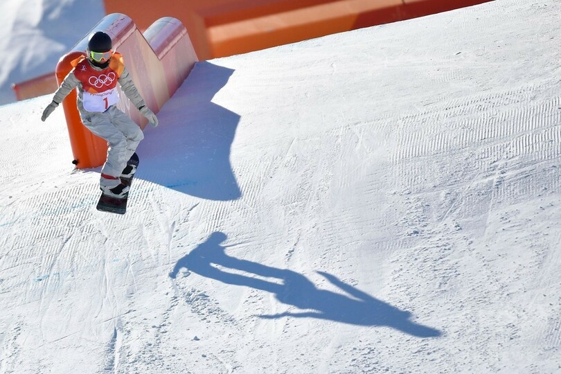 混乱のスノボ女子SS、「平昌の突風」でほぼ全員転倒　批判の声も