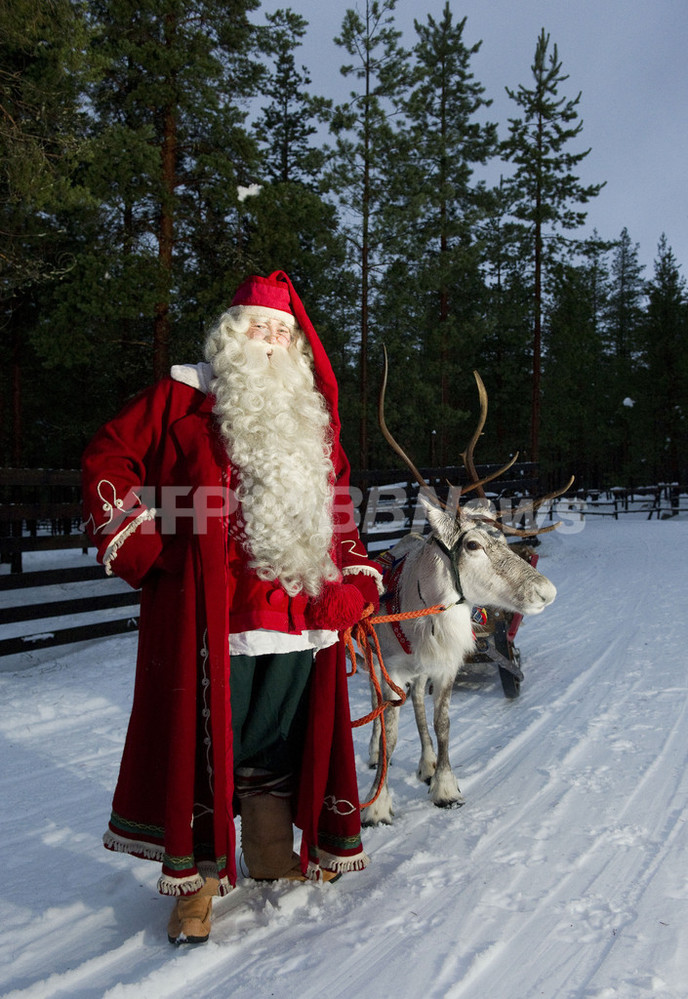 フィンランドサンタクロース村　サンタ人形 毛皮のコート 眼鏡付き フィンランドサンタクロース村 サンタ人形 毛皮のコート 眼鏡付き
