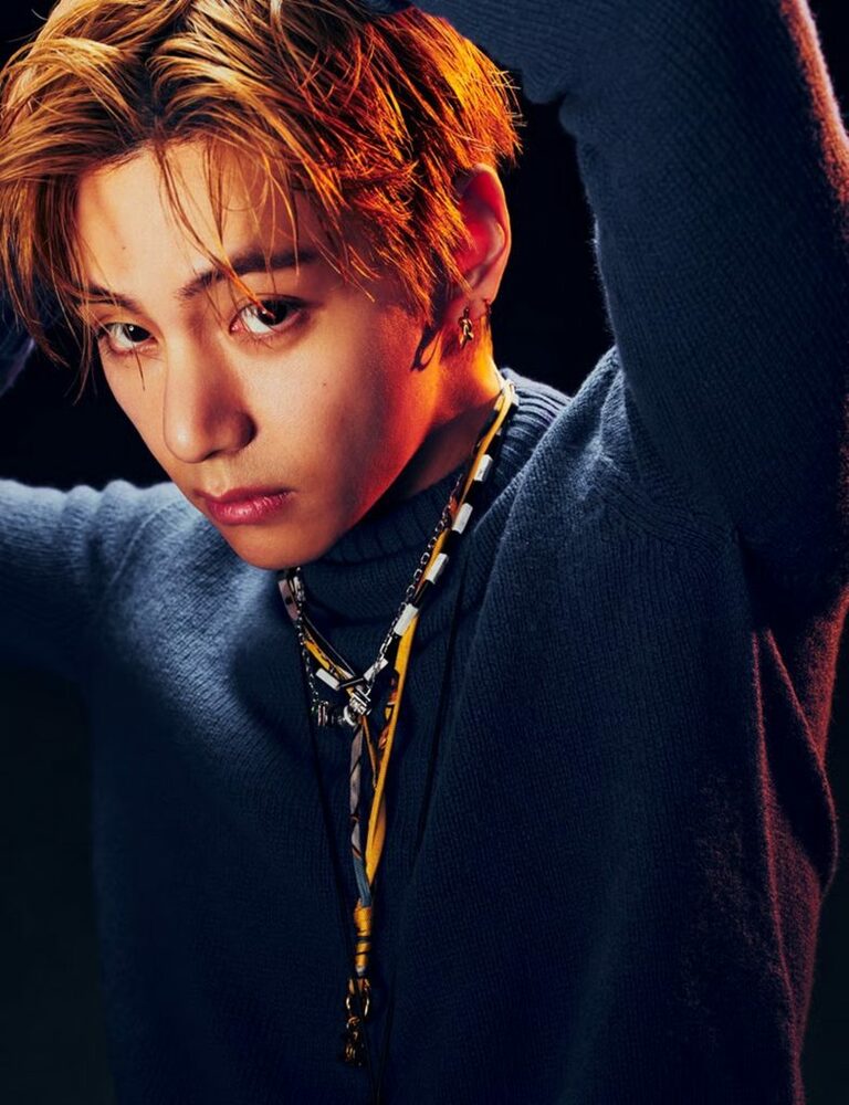 BTS V、英「DAZED」秋号カバーに登場…CELINEの秋冬スタイル披露 写真枚