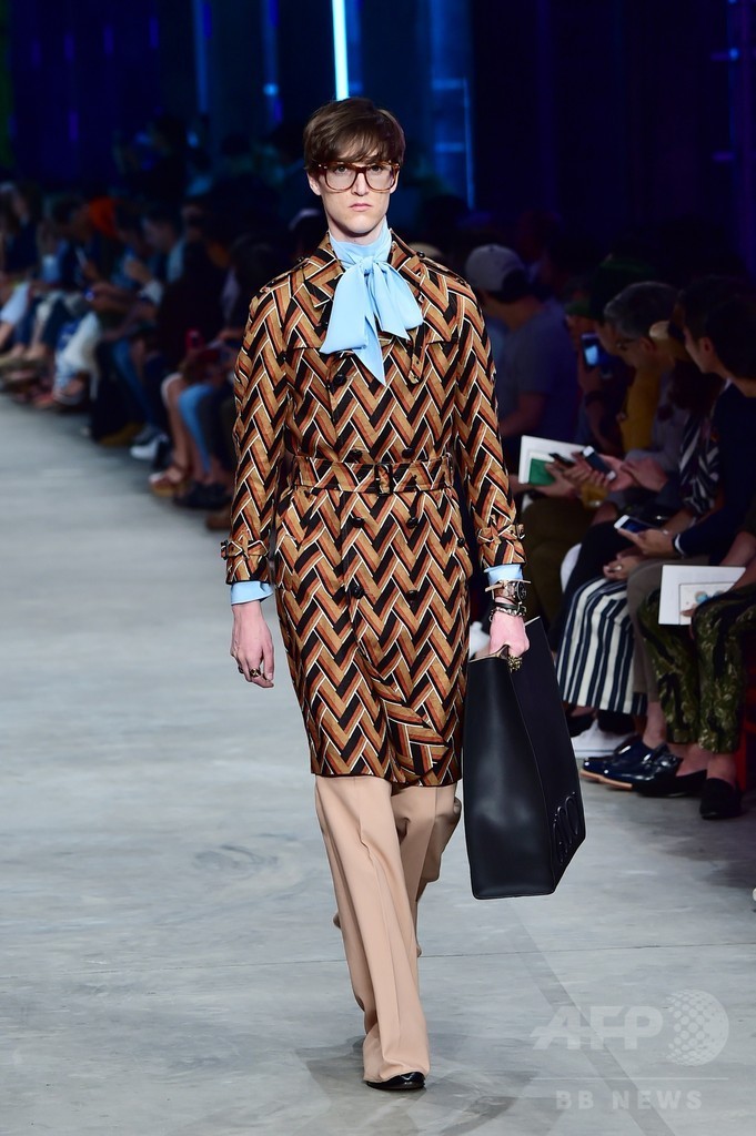 「グッチ」16年春夏メンズ