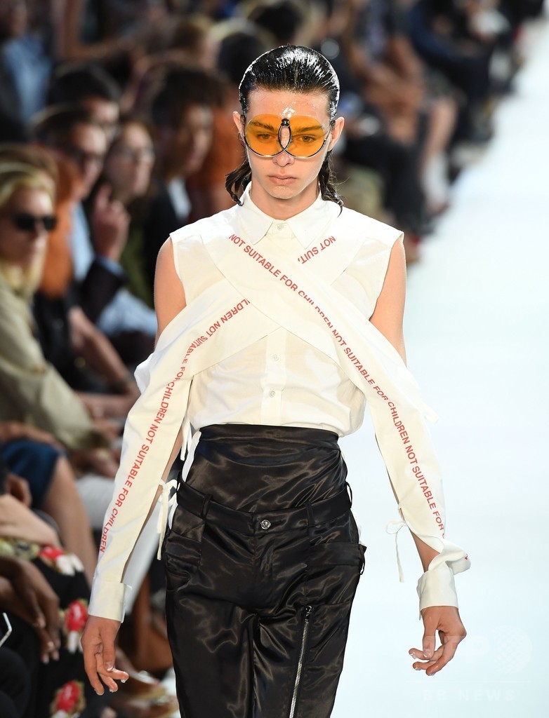 「フード・バイ・エアー」17年春夏