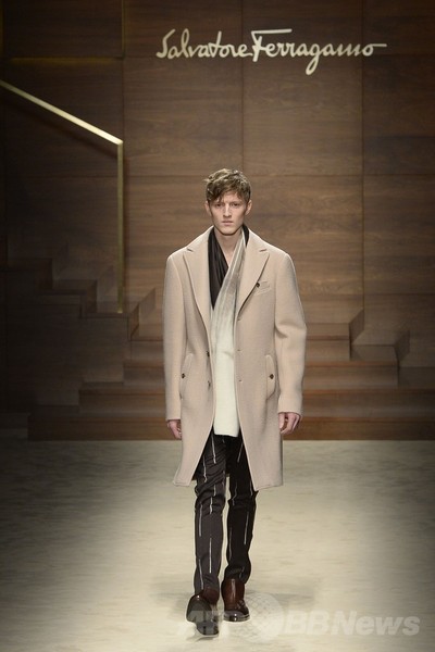 ＜14/15年秋冬ミラノ・メンズコレクション＞サルヴァトーレ フェラガモ