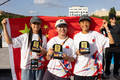 パリ五輪予選シリーズで出場枠を獲得した（左から）中国の朱沅鈴（しゅ・げんれい）、曽文蕙（そう・ぶんけい）、崔宸曦（さい・しんぎ）（2024年6月23日撮影）。(c)Xinhua News