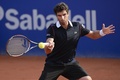 男子テニス、バルセロナ・オープン、シングルス決勝。リターンを狙うパブロ・アンドゥハル（2015年4月26日撮影）。(c)AFP/JOSEP LAGO