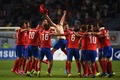 第17回アジア競技大会（17th Asian Games、Asiad）サッカー男子決勝、韓国対北朝鮮。勝利を喜ぶ韓国の選手（2014年10月2日撮影）。(c)AFP/PRAKASH SINGH