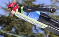 2010年%%バンクーバー冬季五輪%%、ノルディックスキー・ジャンプ団体決勝。フィンランドは1014.6点で4位だった。写真は飛躍するフィンランドのハリ・オリ（%%Harri Olli%%）。（2010年2月22日撮影）(c)AFP/JAVIER SORIANO