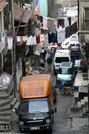 トルコの自動車泥棒、改心し15年後に謝罪と返金