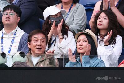 ジャッキー・チェンさんが観戦 全豪OP女子決勝