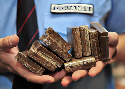 「ブツを取りに？」警官に尋ねた大麻の密売業者逮捕 仏