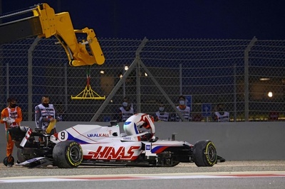 マゼピン、スタート直後にクラッシュ F1デビュー戦リタイア