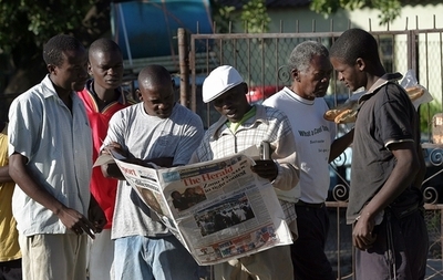 ジンバブエ大統領選、決選投票の公算