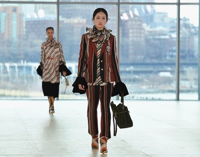 「トリー バーチ」19/20年秋冬