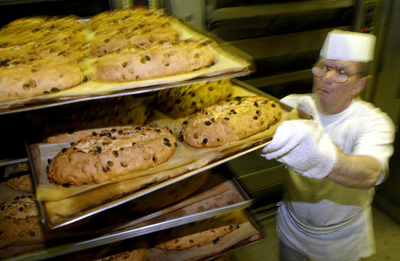 ドイツで個人情報盗難事件？実はケーキ泥棒の仕業