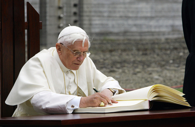 ローマ法王、アウシュビッツ・ビルケナウ強制収容所を訪問 - ポーランド