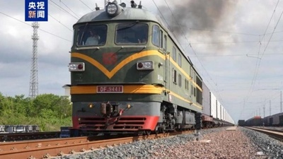 1日の輸送量が2千トン超 中国・ラオス鉄道が果物貿易を促進