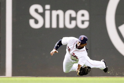 王者Rソックスの3人らが受賞、18大リーグ・ゴールドグラブ賞