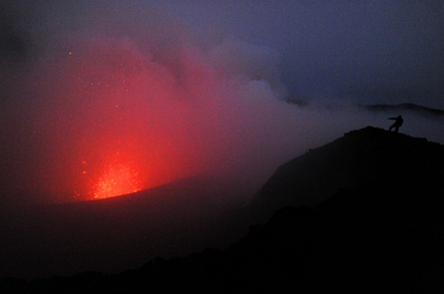 バヌアツでM7.6の地震、首都に小規模な津波
