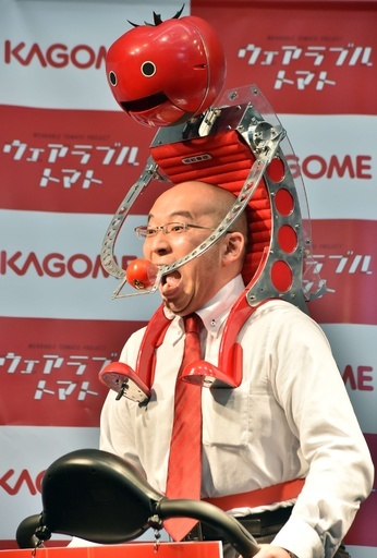 カゴメと明和電機がコラボ、マラソン選手向け「ウェアラブルトマト」