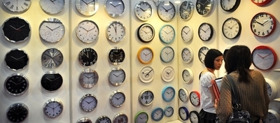 「うるう秒」廃止、結論先送り 国際電気通信連合