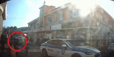 「警察車両に猛スピードで突進」危険ライダーの逮捕劇……韓国・ネットユーザー「警官が無事で何より」