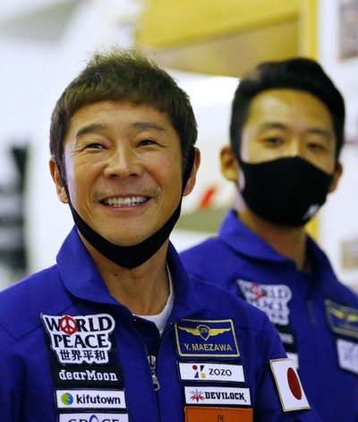 前澤氏、宇宙飛行に「不安なし」 ISS滞在前に会見