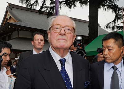 仏極右党首ルペン氏、靖国神社を参拝
