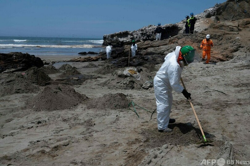 ペルー海岸に原油漂着 トンガ噴火の影響か