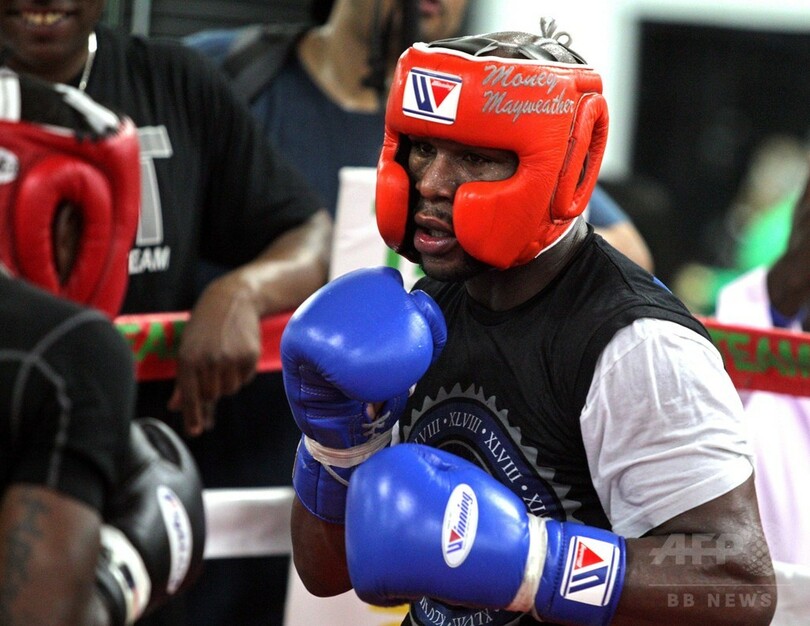 無敗の王者メイウェザー、9月のベルト戦に向けて練習を公開