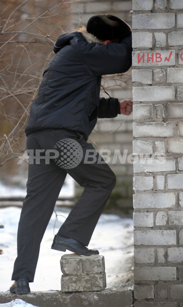 ロシアのナイトクラブ火災、死者103人に