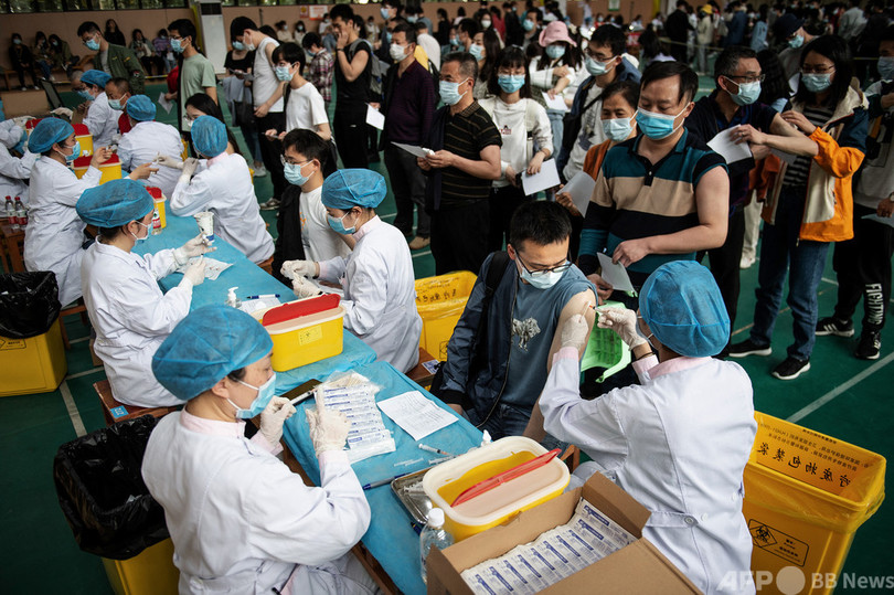 中国のワクチン接種、10億回到達