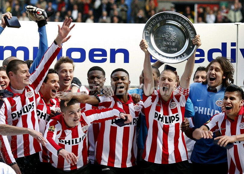 PSV エールディビジ4連覇を達成 写真4枚 国際ニュース：AFPBB News
