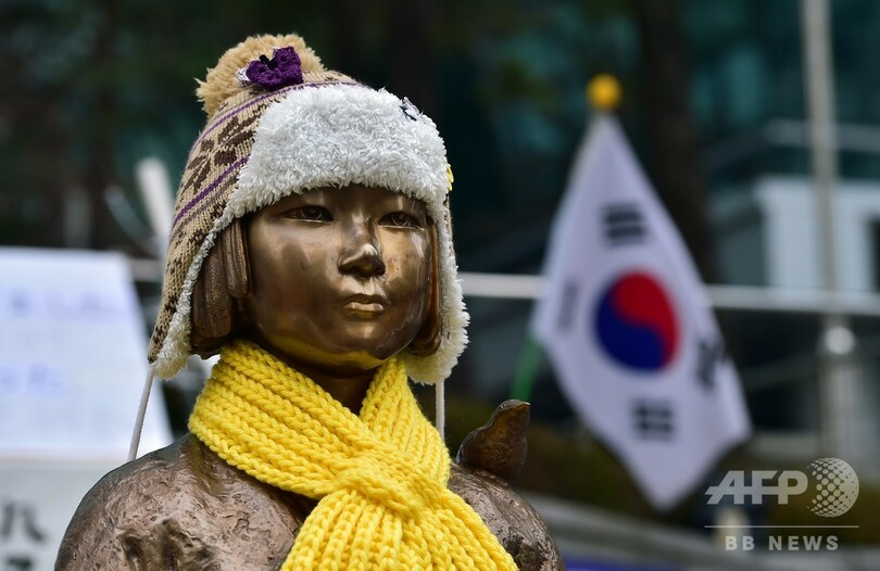 韓国元慰安婦らが日本政府に賠償請求、訴訟始まる 日本政府は欠席