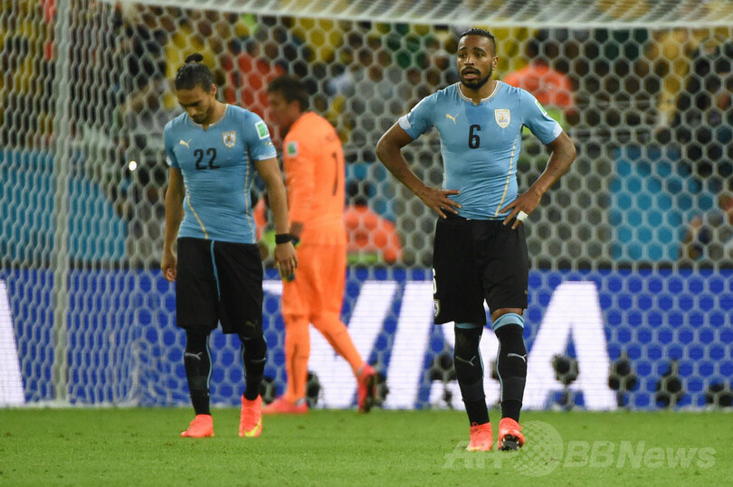 ロドリゲスが活躍みせたコロンビア、スアレス不在のウルグアイ撃破