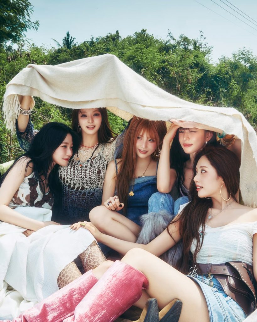 fromis_9、7月にフルアルバムでカムバック 写真枚 国際ニュース：AFPBB