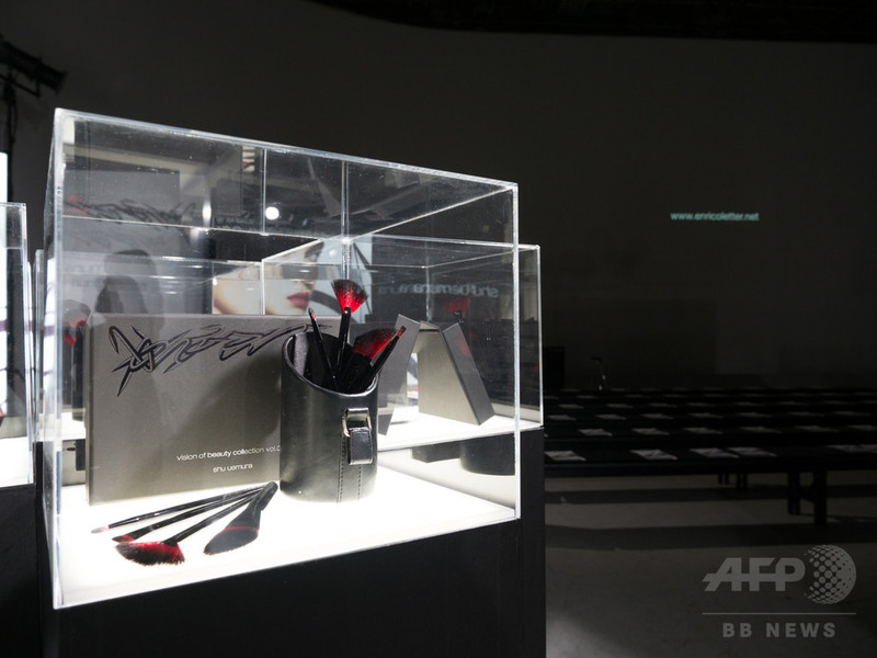 「シュウ ウエムラ」、ストリートアートに影響受けた限定コレクション8月発売