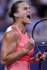 全米オープンテニス、女子シングルス1回戦。ガッツポーズを見せるアリーナ・サバレンカ（2023年8月29日撮影）。(c)Matthew Stockman/Getty Images/AFP