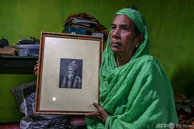 ムガール帝国の城塞「私のもの」「末裔」の妻名乗る女性 インド