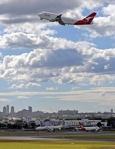 シドニー空港が能力オーバーに、将来は5時間遅延も 報告書