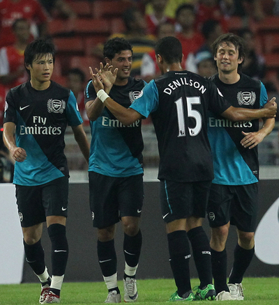 アーセナル マレーシア選抜との親善試合に快勝