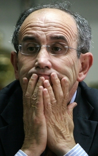 イルレタ監督 僅か6試合で指揮官辞任