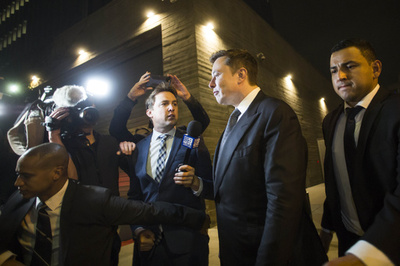 イーロン・マスク氏、「ペド野郎」ツイートめぐる名誉毀損裁判で勝訴