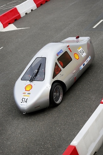 オランダで省エネカーレース、世界の学生が挑戦