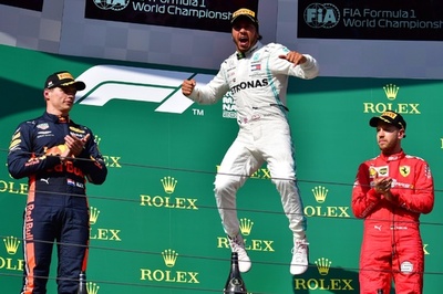 ハミルトンが逆転V、フェルスタッペンに戦略勝ち　ハンガリーGP