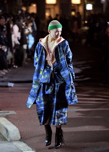 「ディーベック」17/18年秋冬